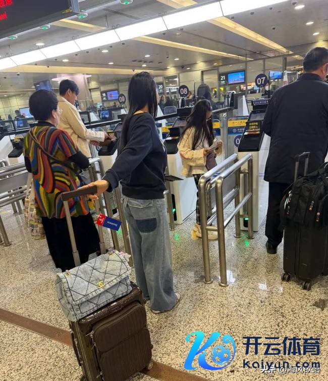 伊能静秦昊儿子米粒近照 寂寥懂事太圈粉